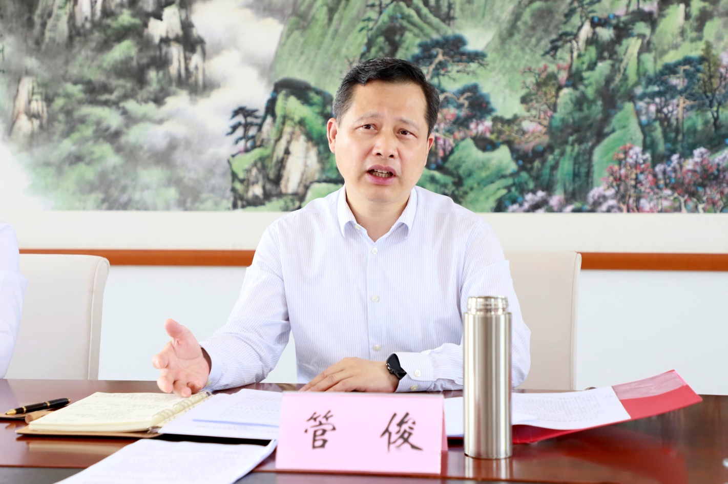 省机关事务局党组召开扩大会议专题研究部署党纪学习教育工作